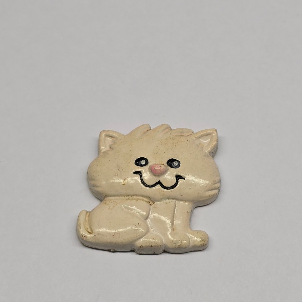 Vintage‎ CWA 1980 Cat Refrigerator Magnet Unisex OS Cream Retro Kitsch Kitten